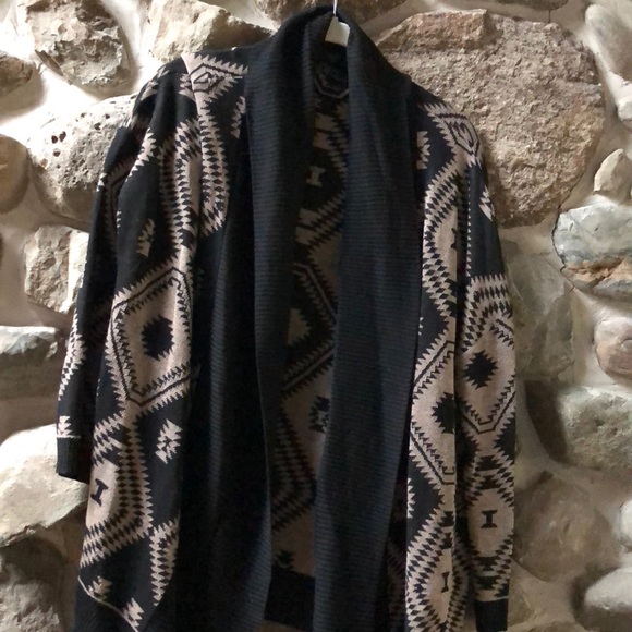 Cardigan - Picture 1 of 2